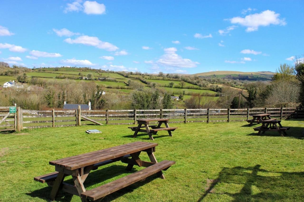 The Mary Tavy Inn Marytavy Eksteriør bilde