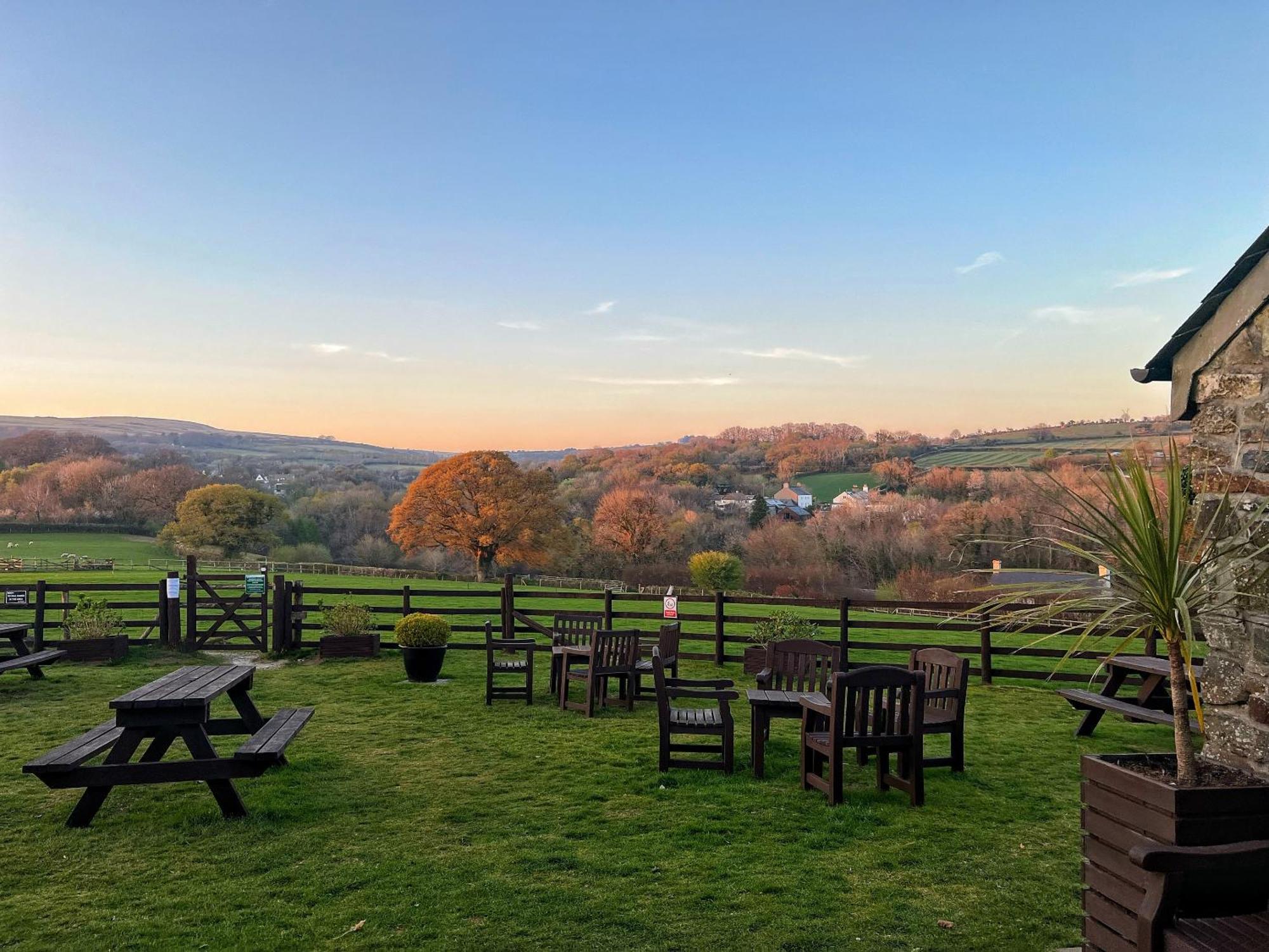 The Mary Tavy Inn Marytavy Eksteriør bilde
