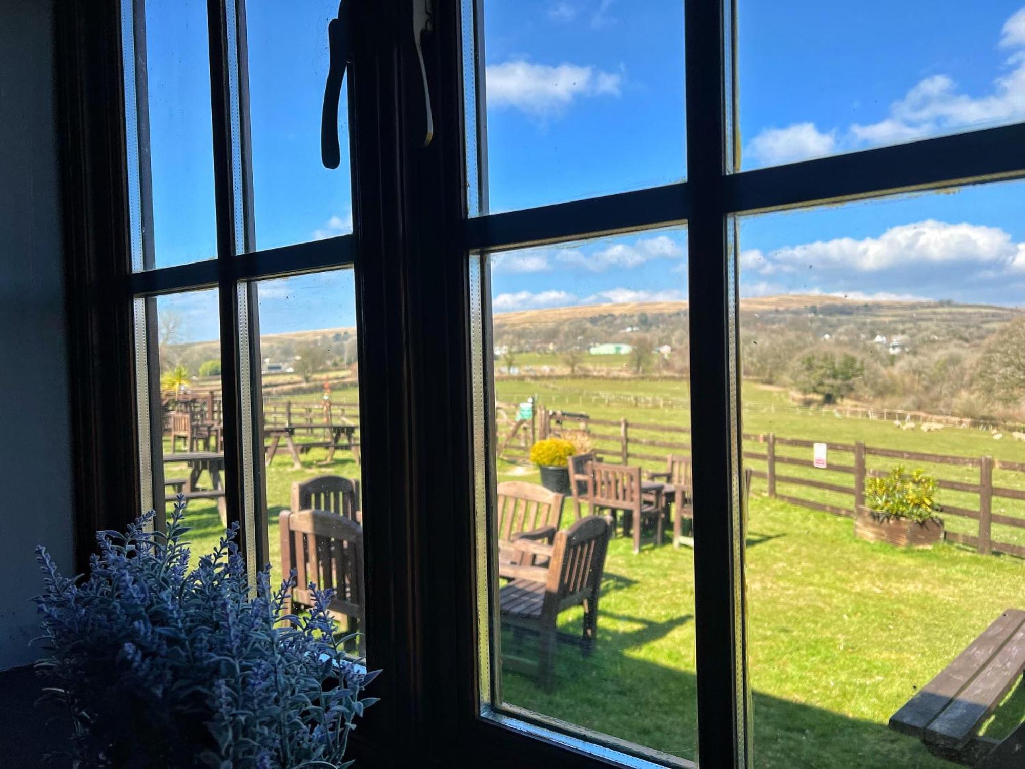 The Mary Tavy Inn Marytavy Eksteriør bilde